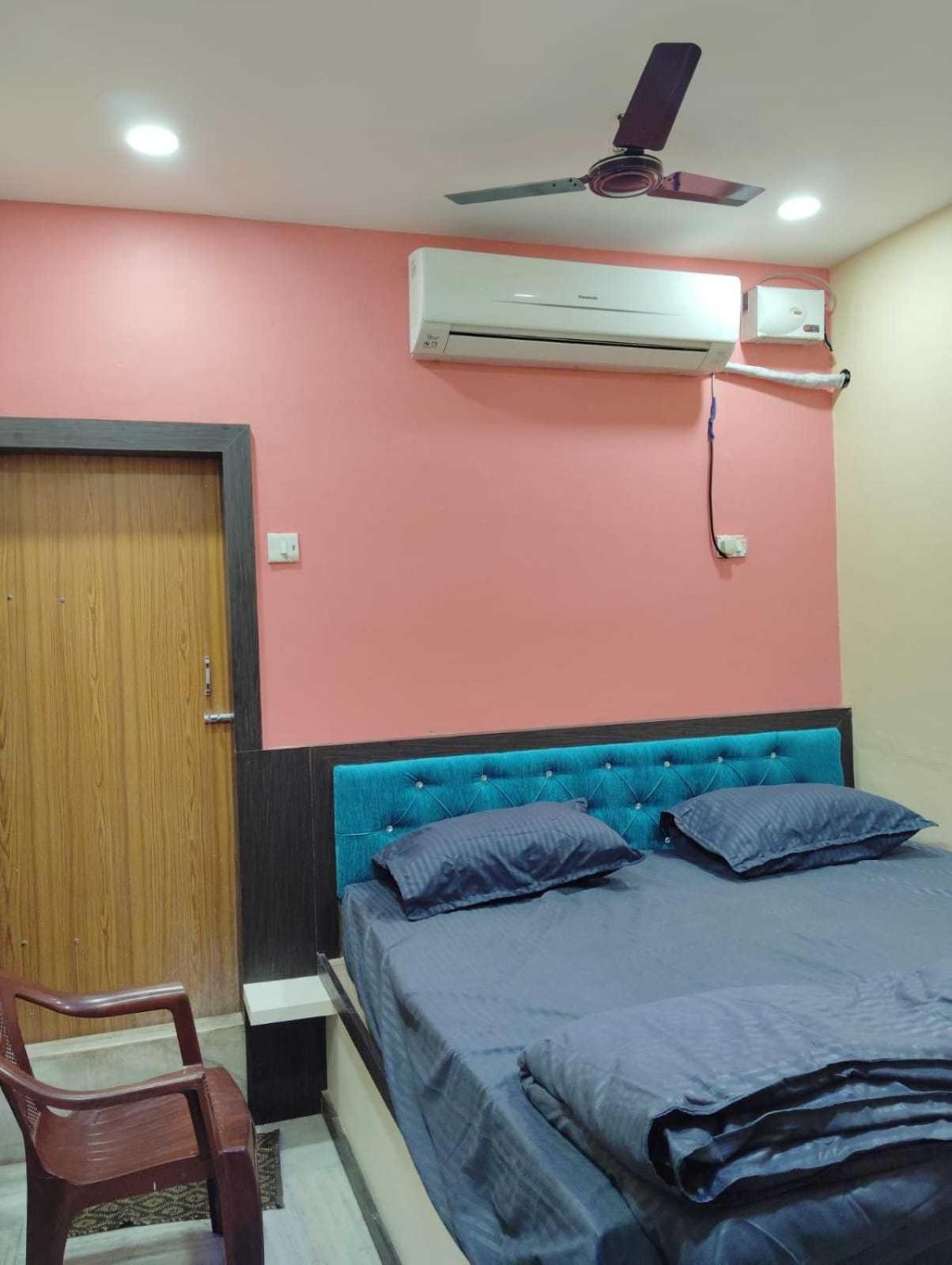 SPOT ON 76575 Tulsi Guest House Brahmapur Extérieur photo